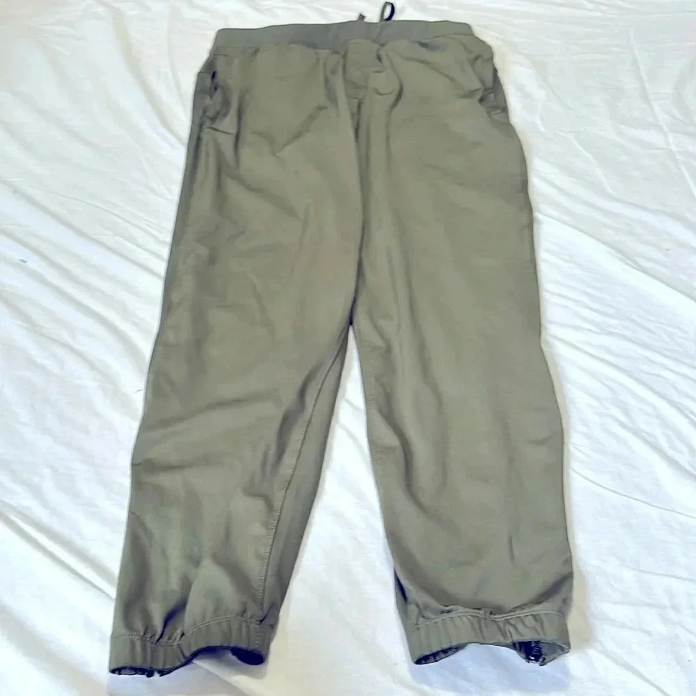 MONDETTA - WOMEN'S Medium - GREEN DRAWSTRING WAIST JOGGER PANTS